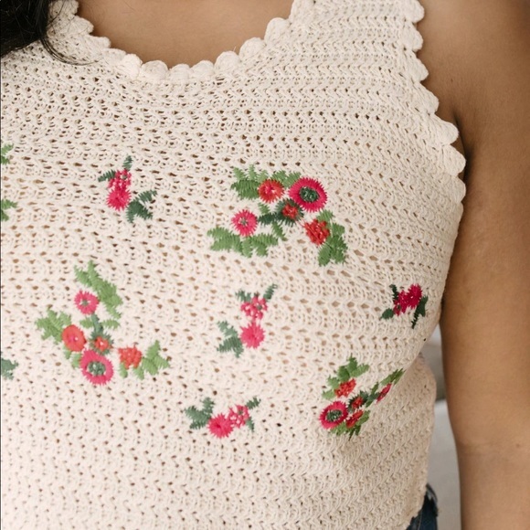 COTTAGECORE FLORAL CROPPED TANK SWEATER - Picture 11 of 11